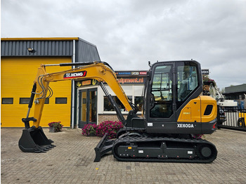 Miniescavatore XCMG XE60GA
