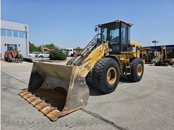 Pala gommata CATERPILLAR 930G