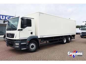 Autocarro furgonato MAN TGM