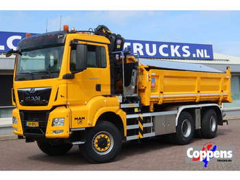 Camion con gru MAN TGS 33.420