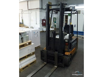 Carrello elevatore elettrico STILL R20