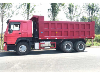 Autocarro ribaltabile SINOTRUK HOWO
