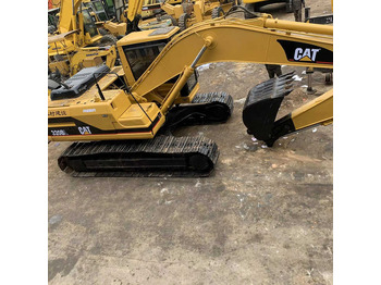 Escavatore cingolato CATERPILLAR 320CL