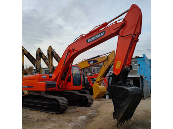 Escavatore cingolato DOOSAN DH150