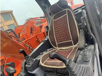 Leasing di  Doosan DX75-9C Used Excavator Crawler Second Hand Korean Engine DX75-9C Small Digger for Home or Farm Doosan DX75-9C Used Excavator Crawler Second Hand Korean Engine DX75-9C Small Digger for Home or Farm: foto 5