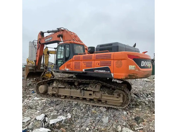 Escavatore cingolato DOOSAN DX520