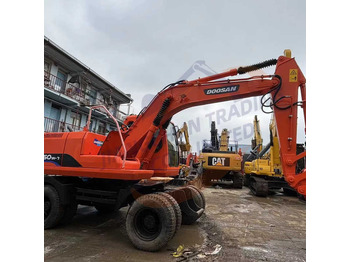 Leasing di Used excavator doosan dh150 excavators machinery doosan dx60 dx80 dx75 dx225 Good Condition Low price Used excavator doosan dh150 excavators machinery doosan dx60 dx80 dx75 dx225 Good Condition Low price: foto 1 Leasing di Used excavator doosan dh150 excavators machinery doosan dx60 dx80 dx75 dx225 Good Condition Low price Used excavator doosan dh150 excavators machinery doosan dx60 dx80 dx75 dx225 Good Condition Low price: foto 1