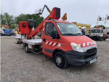 Piattaforma autocarrata IVECO Daily