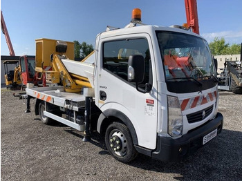 Piattaforma autocarrata RENAULT Maxity