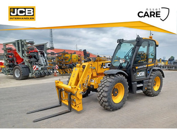 Sollevatore telescopico JCB