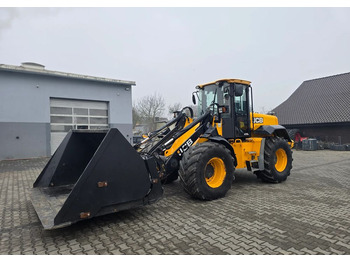Pala gommata JCB