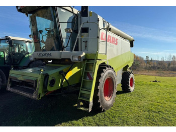 Mietitrebbia CLAAS Lexion 440