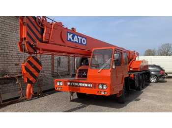 Autogru KATO