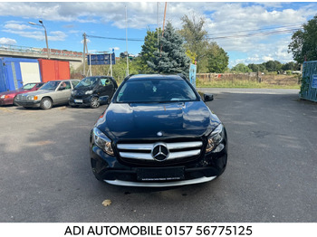 Berlina MERCEDES-BENZ