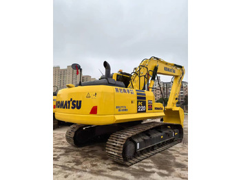 Escavatore cingolato KOMATSU PC220-8