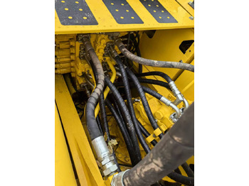 Escavatore cingolato komatsu pc220-8: foto 4 Escavatore cingolato komatsu pc220-8: foto 4