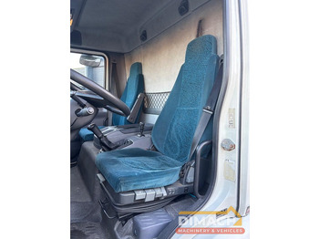 Leasing di DAF FA LF45.150 4 paards, laadlift. Horsetruck NL truck DAF FA LF45.150 4 paards, laadlift. Horsetruck NL truck: foto 3