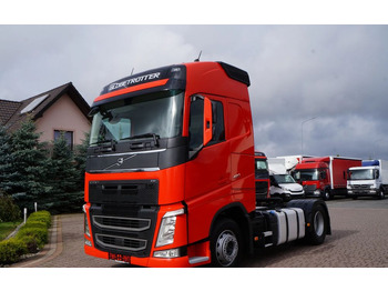 Trattore stradale VOLVO FH