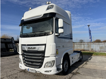 Trattore stradale DAF XF 530