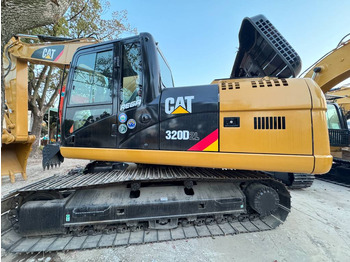 Escavatore cingolato CATERPILLAR 320D