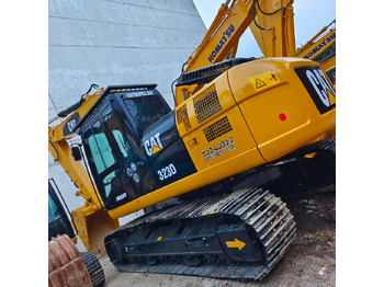 Escavatore cingolato CATERPILLAR 323D