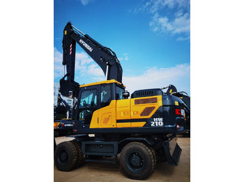 Escavatore gommato Hyundai 210W-9: foto 3