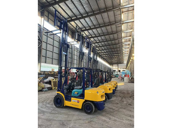 Carrello elevatore diesel KOMATSU