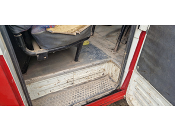 Furgone con cassone fisso, Furgone doppia cabina Mercedes-Benz 615D Doka Pritsche, Zustand gut: foto 3 Furgone con cassone fisso, Furgone doppia cabina Mercedes-Benz 615D Doka Pritsche, Zustand gut: foto 3