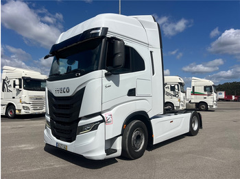 Trattore stradale IVECO S-WAY
