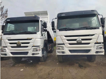 Autocarro ribaltabile SINOTRUK HOWO
