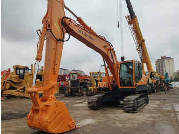 Escavatore cingolato Hyundai R220LC-9s: foto 4 Escavatore cingolato Hyundai R220LC-9s: foto 4