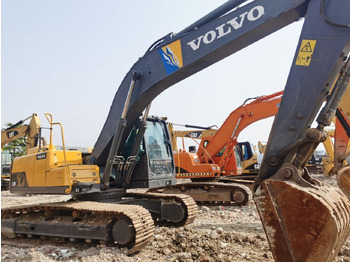 Escavatore cingolato Volvo EC220: foto 3