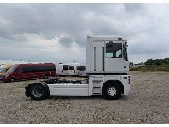 Trattore stradale Renault Magnum: foto 3