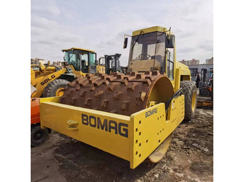 Rullo compattatore/ Rullo compressore BOMAG