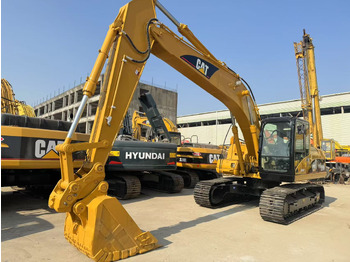 Escavatore cingolato CATERPILLAR 320CL