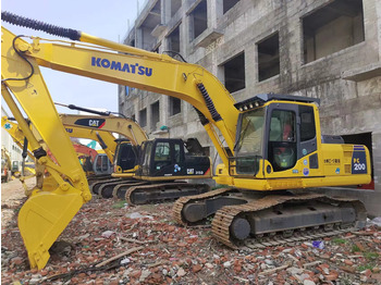 Escavatore cingolato KOMATSU PC200-7