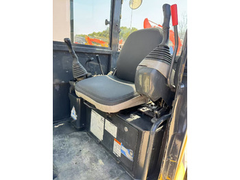 Miniescavatore KOMATSU PC35MR: foto 3 Miniescavatore KOMATSU PC35MR: foto 3