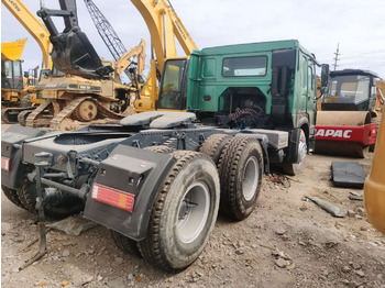 Trattore stradale HOWO truck: foto 4