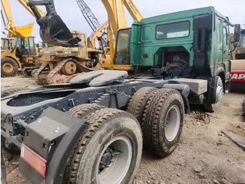 Trattore stradale HOWO truck: foto 5