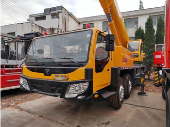 Autogru XCMG QY100K