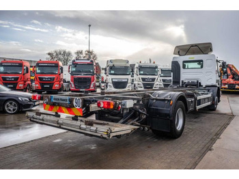 Autocarro portacontainer/ Caisse interchangeable Renault PREMIUM D WIDE 320 DXI: foto 3 Autocarro portacontainer/ Caisse interchangeable Renault PREMIUM D WIDE 320 DXI: foto 3