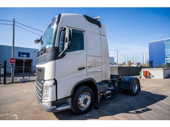 Trattore stradale VOLVO FH