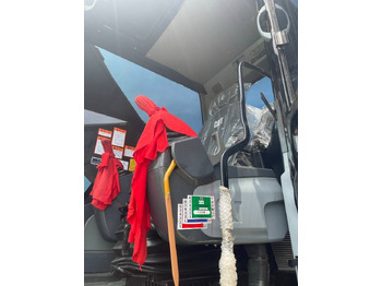 Escavatore cingolato CAT 330D2: foto 4