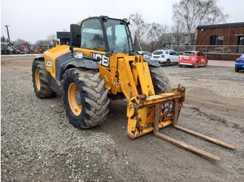 Sollevatore telescopico JCB