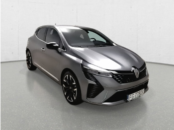 Autovettura RENAULT