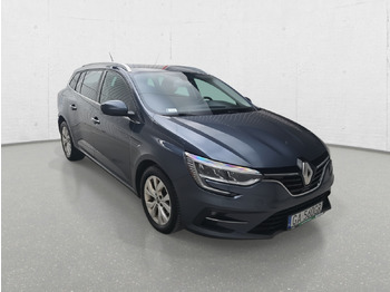 Autovettura RENAULT
