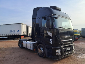 Trattore stradale IVECO