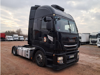 Trattore stradale IVECO