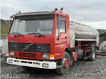 Camion cisterna VOLVO FL7