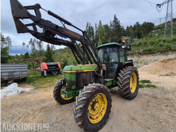 Trattore JOHN DEERE 3050